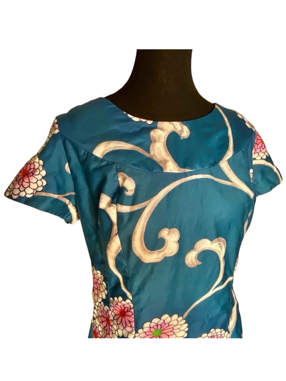 UI-MAIKAI Vintage Floral Dress Cap Sleeves Knee Length Mod 70’s 60’s Size Medium
